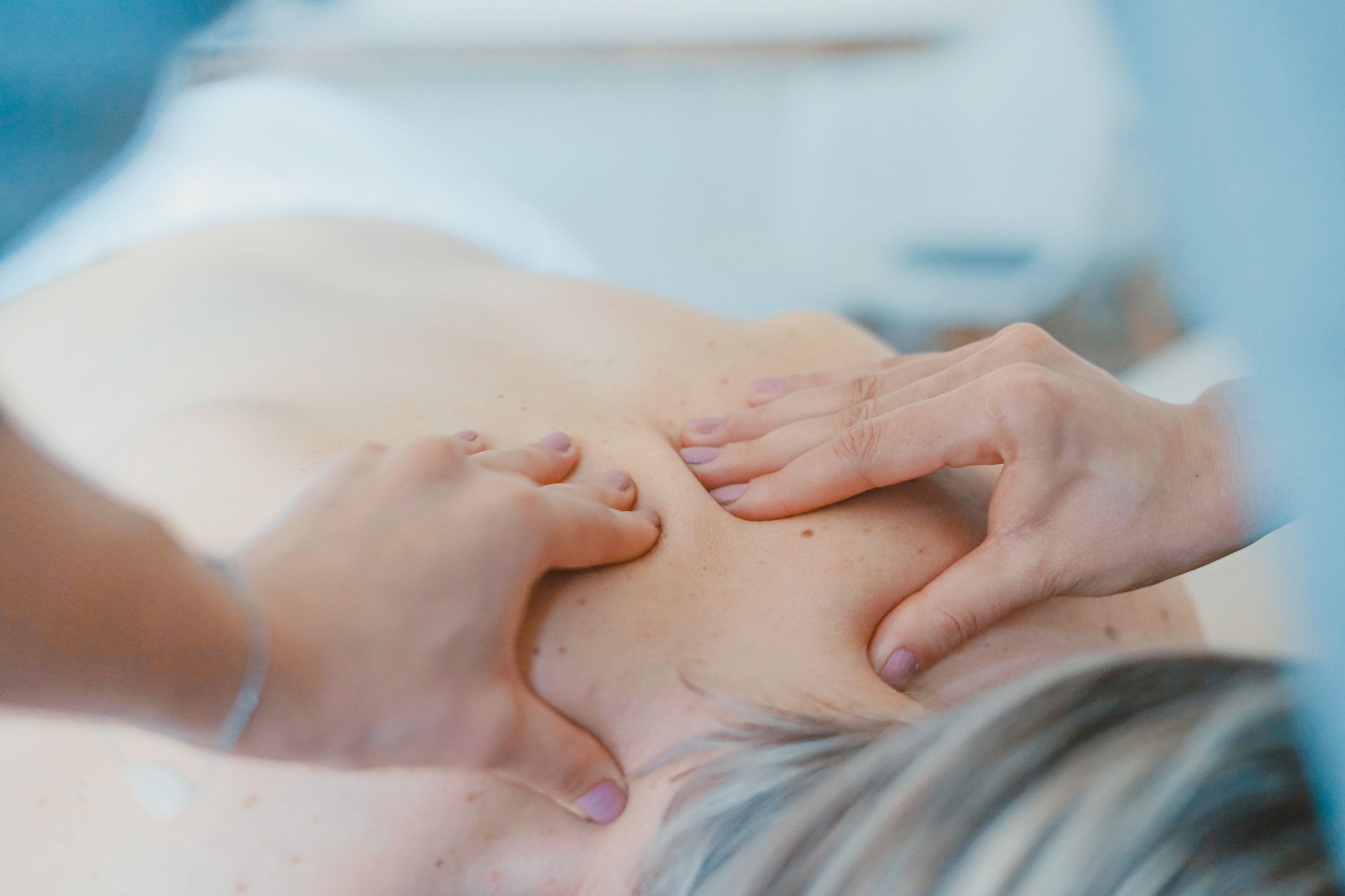 We provides remedial massage treatment. Call us on 0288720477.